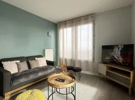 Cozy T2 au pied de la gare