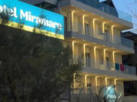 Hotel Miramare，位于索托马里纳的酒店