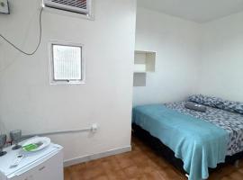 Quarto privado no centro 306，位于马瑙斯的酒店