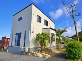 Palm Tree, 美ら海水族館 ジャングリア 古宇利島至近, やんばるの森のプライベートヴィラ