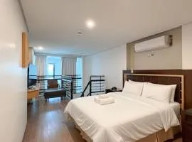Duplex com Banheira no Centro de Campo Grande