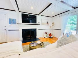Cape Cod Retreat, Osterville Beach Pass，位于Osterville的酒店