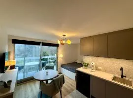 Studio moderne avec terrasse et parking privé Han-sur-Lesse