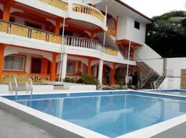 Palm Grove Saud Holiday Complex Hotel，位于Burayoc的酒店