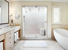 Auberge du Soleil, An Auberge Resort