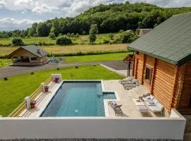 Log Cabin Valley - Private Villa with Pool