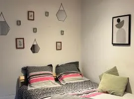 Charmant studio au bord du lac d’Elancourt village