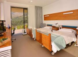 Papadopoulion Hospitality Home，位于卡拉马塔的酒店