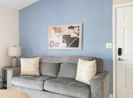 Landing Chic 2BD Tennis Court Gym