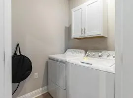 Landing Amazing 2BD Game Room Gym