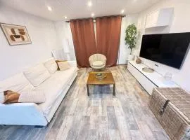 Cozy apartment with private terrace