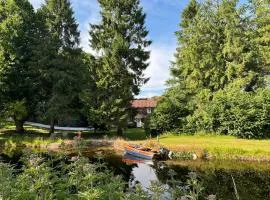 Idyllic Waterside Cottage in Mid Devon