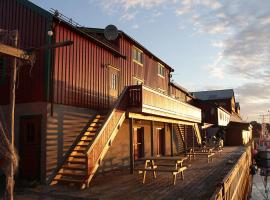 Live Lofoten Fishermen's Cabins，位于斯塔姆松海达路德码头（斯塔姆松）附近的酒店