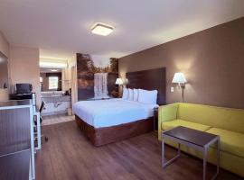 Clarion Pointe Athens I-65，位于雅典的酒店