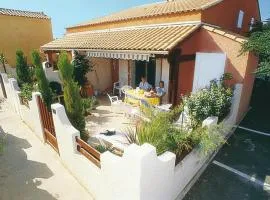 HOLIDAYLAND BAIE DES OLIVIERS VILLA 36m2 1chambre fermée 6 couchages ou VILLA 41M2 2chambres fermées 7 couchages