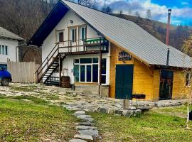 Casa Adela，位于Neagra的酒店