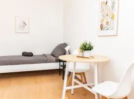 CosyHomes24 - TOP traffic connection and balcony - UN02a