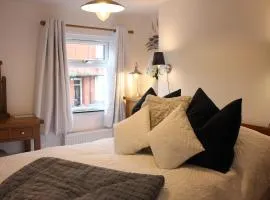 The Sails, Romantic Retreat for Two