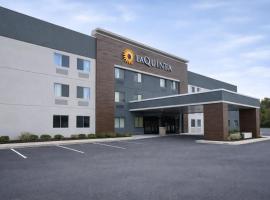 斯蒂文斯波恩特伦拉昆塔套房旅馆，位于史蒂文斯波因特的酒店