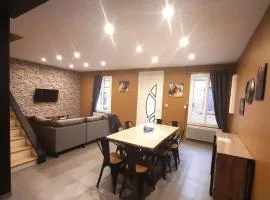 OF08 - Maison entre mer et forêt