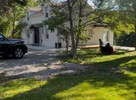 Licensed-8 Acre Estate, Trail & Stream with 3 Beds