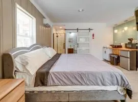 Explore the Hinton Historic District! Luxe Studio