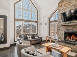 14- Chalet à louer à Stoneham，位于斯托纳姆的酒店