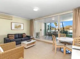 Pool Delight - Ettalong Beach Resort