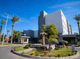 Hotel Mirra San Luis，位于圣路易斯里奥科罗拉多的酒店