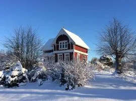 Beautiful Home In Slottsbron With Wifi