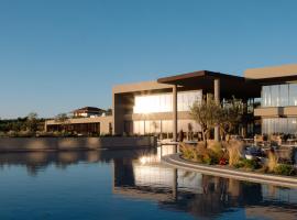 King Jason Zante – Designed for Adults，位于普莱诺斯的酒店