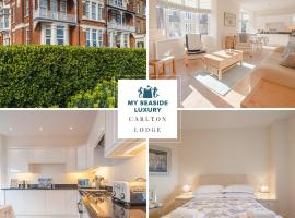 Carlton Lodge, Two bedroom apartment with parking space，位于布罗德斯泰的酒店