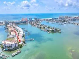 Bay Watch #2 - Waterfront Beach Rental