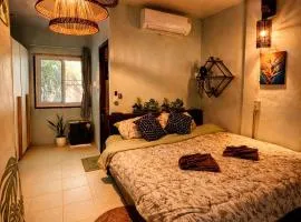 MILD ISLAND STAY ROOm