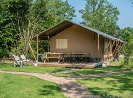 De Limes Hoeve Safaritent A3，位于Ingen的酒店