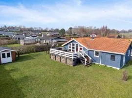 Summer House With Sauna Near Følle Strand