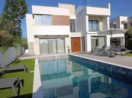 Villa Garden Sunrise and Ocean Sunset