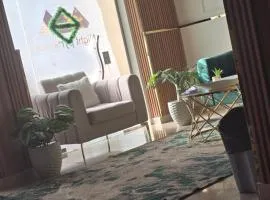 Break pyramids inn