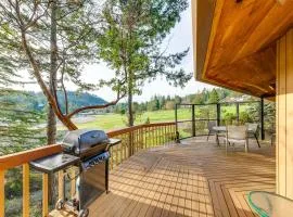 Serene La Conner Retreat w/ Fireplace & Deck!