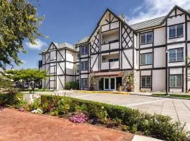 索尔万世誉酒店