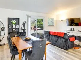 Work, Explore & Unwind: Greenville Getaway w/ Yard