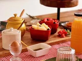 Viva! Farmhouse