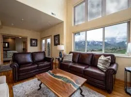Snowcrest C304Ski Getaway Hot Tub & Theater Room