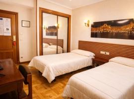 Hotel Castellano I，位于萨拉曼卡的酒店