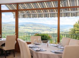 Logis Hôtel-Restaurant Au Vieux Morvan, au cœur de la Bourgogne, Piscine & Spa, Hôtel Climatisé，位于希农堡的酒店