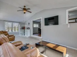 Peaceful Retreat w/ Private Hot Tub in New Albany