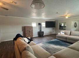 The Palace，位于Mandan的酒店