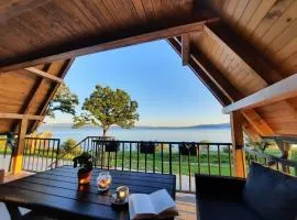 Lake House Beliz