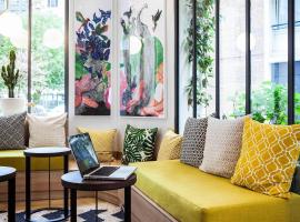 巴黎蒙特勒伊门民族宜必思尚品酒店，位于巴黎的酒店