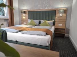 Hotel Am Schwarzen Berg，位于施塔德的酒店